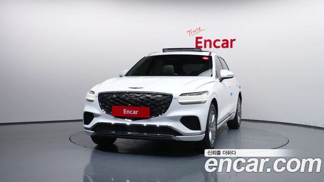 Genesis GV70 2.5T Gasoline AWD — пробег 12 130 км — фото 3 из 5