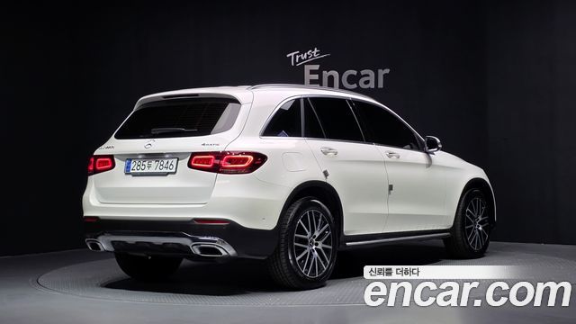 Mercedes-Benz GLC-Class GLC220 d 4MATIC — пробег 57 759 км — фото 2 из 5