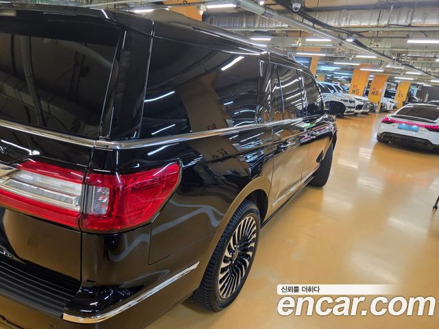 Lincoln Navigator 3.5L Black Label — пробег 168 000 км — фото 5 из 5