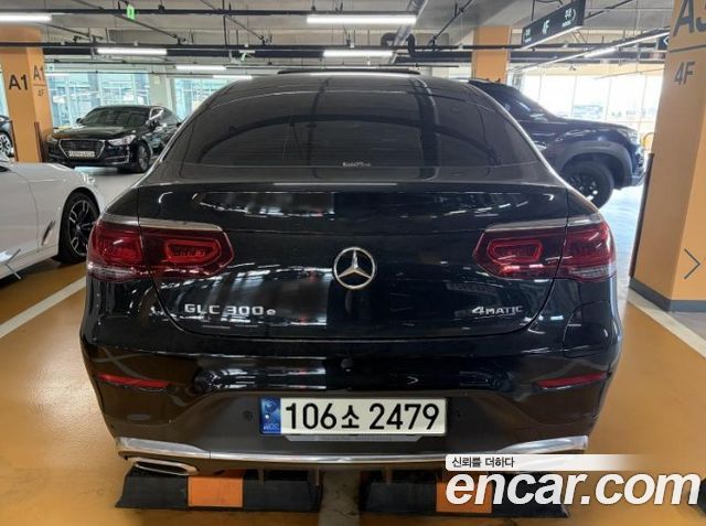 Mercedes-Benz GLC-Class GLC300e 4MATIC Coupe — пробег 27 731 км — фото 4 из 5