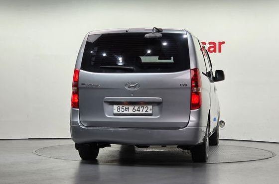 Hyundai Starex 5-Seater VAN CVX Premium — пробег 87 900 км — фото 4 из 5