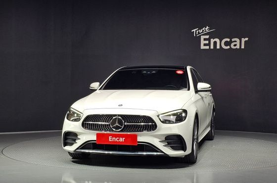 Mercedes-Benz E-Class E350 4MATIC AMG Line — пробег 56 081 км — фото 3 из 5