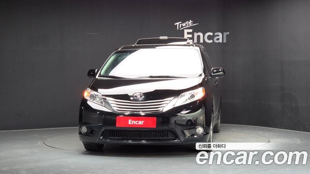 Toyota Sienna 3.5 AWD — пробег 95 634 км — фото 3 из 5