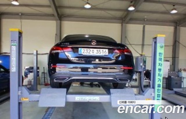 Mercedes-Benz E-Class из Кореи Encar