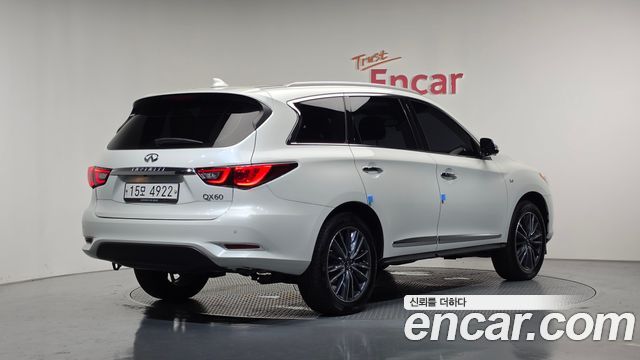 Infiniti QX60 3.5 AWD — пробег 52 757 км — фото 2 из 5