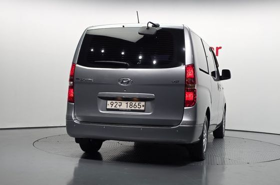 Hyundai Starex 5-Seater VAN Smart — пробег 137 979 км — фото 4 из 5