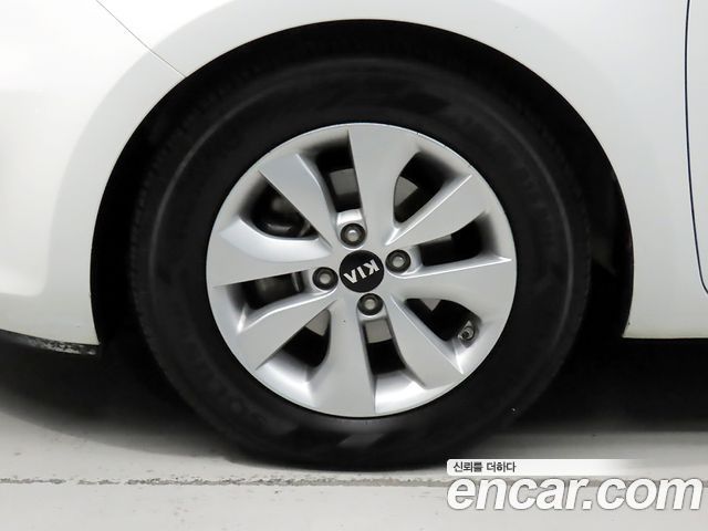 Kia pride 4DR 1.6 GDI Luxury — пробег 95 028 км — фото 5 из 5