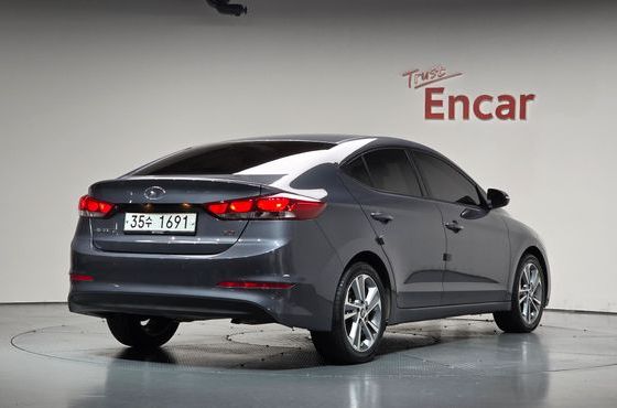 Hyundai AVANTE 1.6 GDI Value Plus — пробег 40 645 км — фото 2 из 5