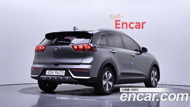 Kia Niro из Кореи Encar