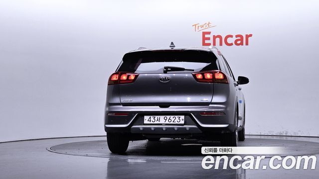 Kia Niro из Кореи Encar